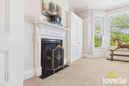 5 bedroom Semi-detached house for sale in Northgate, Cottingham, HU16