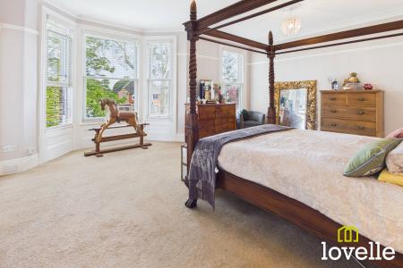 5 bedroom Semi-detached house for sale in Northgate, Cottingham, HU16