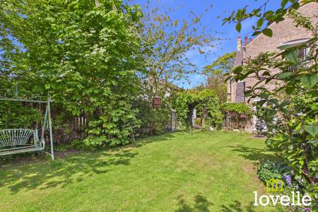 5 bedroom Semi-detached house for sale in Northgate, Cottingham, HU16