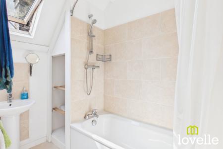 5 bedroom Semi-detached house for sale in Northgate, Cottingham, HU16