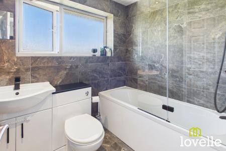 3 bedroom Semi-detached house for sale in Kerry Pit Way, Kirk Ella, East Riding of Yorkshire, HU10