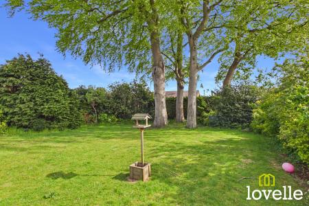 4 bedroom Detached house for sale in Winston Drive, Cottingham, HU16