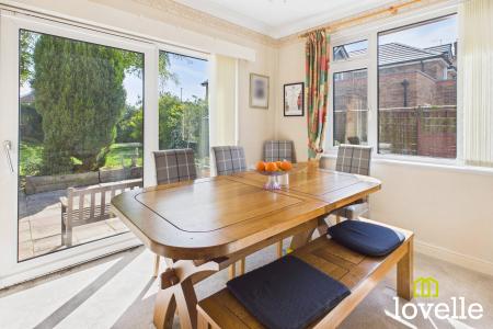 4 bedroom Detached house for sale in Winston Drive, Cottingham, HU16