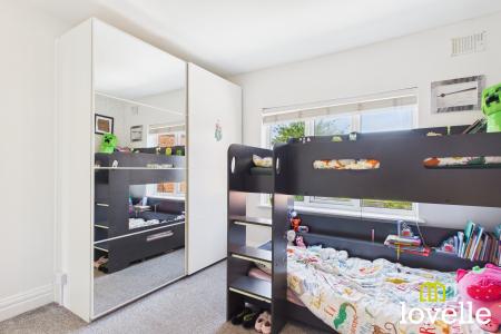 3 bedroom Semi-detached house for sale in Hall Road, Kingston upon Hull, HU6