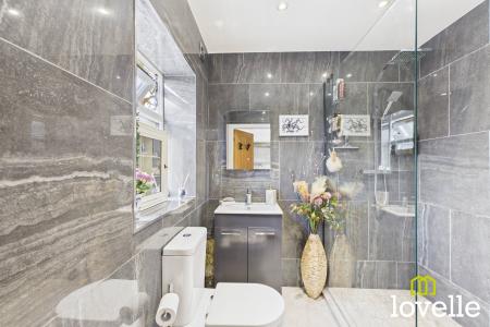 4 bedroom Detached house for sale in Hallgate, Cottingham, HU16