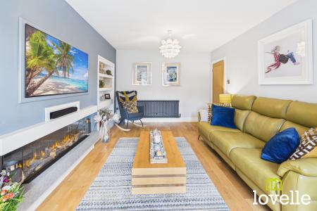 4 bedroom Detached house for sale in Hallgate, Cottingham, HU16