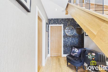 4 bedroom Detached house for sale in Hallgate, Cottingham, HU16