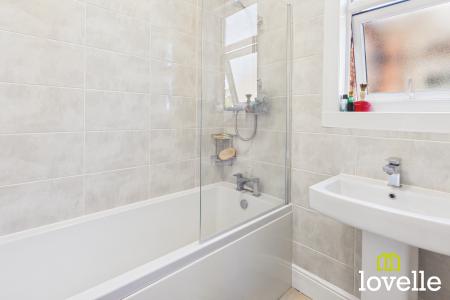 3 bedroom Terraced House for sale in Arlington Avenue, Cottingham, HU16