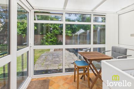 2 bedroom Semi-detached bungalow for sale in Brooklands Park, Cottingham, HU16