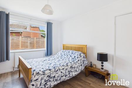 2 bedroom Semi-detached bungalow for sale in Brooklands Park, Cottingham, HU16
