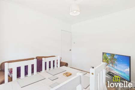 2 bedroom Semi-detached bungalow for sale in Brooklands Park, Cottingham, HU16