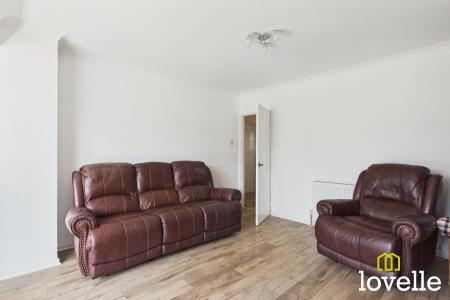 2 bedroom Semi-detached bungalow for sale in Brooklands Park, Cottingham, HU16