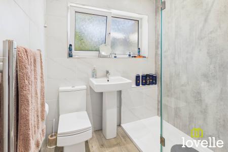 2 bedroom Semi-detached bungalow for sale in Brooklands Park, Cottingham, HU16