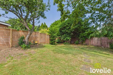 2 bedroom Semi-detached bungalow for sale in Brooklands Park, Cottingham, HU16