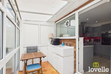 2 bedroom Semi-detached bungalow for sale in Brooklands Park, Cottingham, HU16