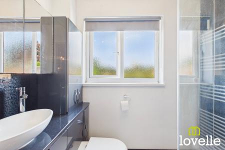 3 bedroom Semi-detached house for sale in Kingtree Avenue, Cottingham, HU16
