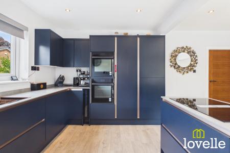 3 bedroom Semi-detached house for sale in Kingtree Avenue, Cottingham, HU16