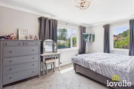 3 bedroom Semi-detached house for sale in Kingtree Avenue, Cottingham, HU16