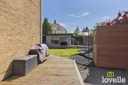 3 bedroom Semi-detached house for sale in Kingtree Avenue, Cottingham, HU16