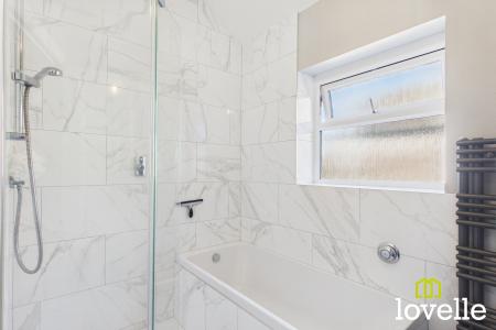3 bedroom End of terrace house for sale in Linden Avenue, Cottingham, HU16