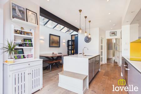 3 bedroom End of terrace house for sale in Linden Avenue, Cottingham, HU16