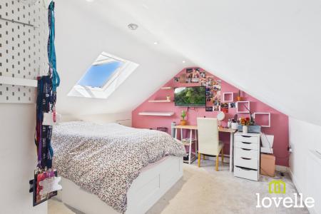 3 bedroom End of terrace house for sale in Linden Avenue, Cottingham, HU16