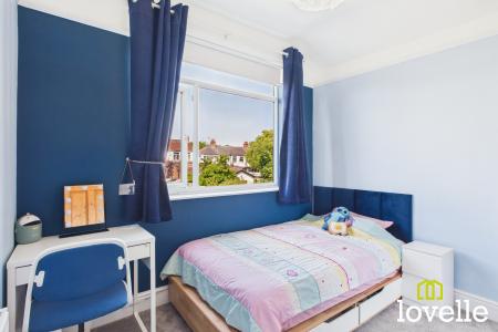 3 bedroom End of terrace house for sale in Linden Avenue, Cottingham, HU16