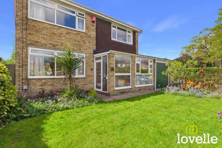 4 bedroom Detached house for sale in Park Lane, Cottingham, East Riding of Yorkshire, HU16