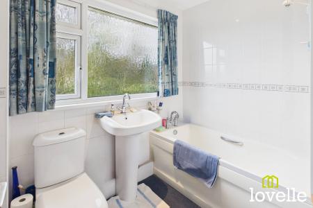 4 bedroom Detached house for sale in Park Lane, Cottingham, East Riding of Yorkshire, HU16