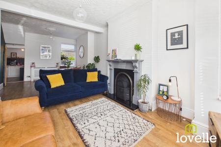 3 bedroom Terraced House for sale in Exeter Street, Cottingham, HU16