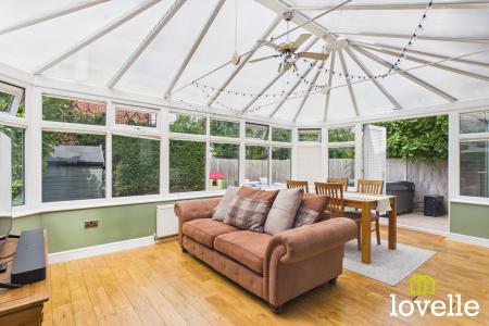 4 bedroom Detached house for sale in Badgers Wood, Cottingham, HU16