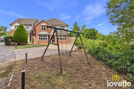 4 bedroom Detached house for sale in Badgers Wood, Cottingham, HU16