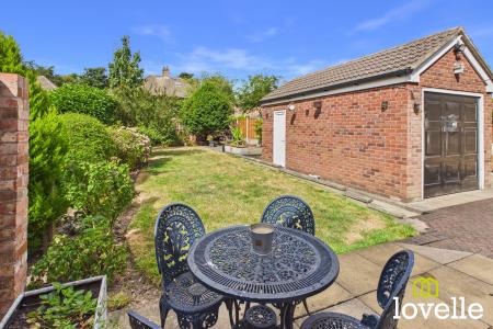 3 bedroom Semi-detached house for sale in Mill Beck Lane, Cottingham, HU16