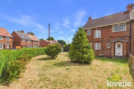 3 bedroom Semi-detached house for sale in The Close, Cottingham, HU16