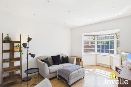 3 bedroom Semi-detached house for sale in The Close, Cottingham, HU16