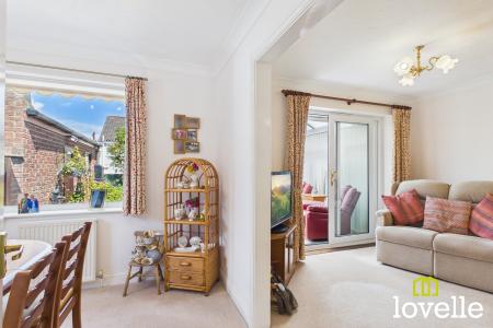 1 bedroom Bungalow for sale in Apple Croft, Cottingham, HU16