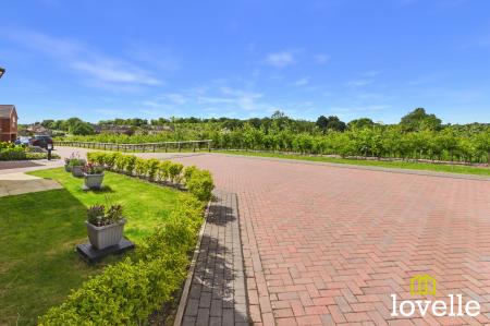 4 bedroom Detached house for sale in Hamel Garth, Cottingham, HU16