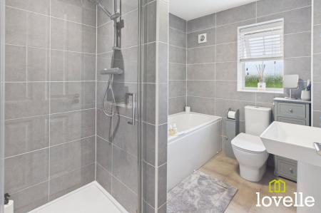 4 bedroom Detached house for sale in Hamel Garth, Cottingham, HU16
