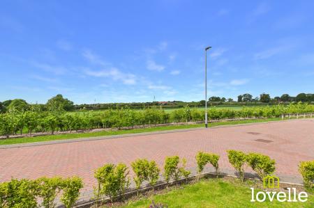 4 bedroom Detached house for sale in Hamel Garth, Cottingham, HU16