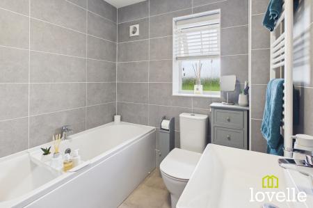 4 bedroom Detached house for sale in Hamel Garth, Cottingham, HU16