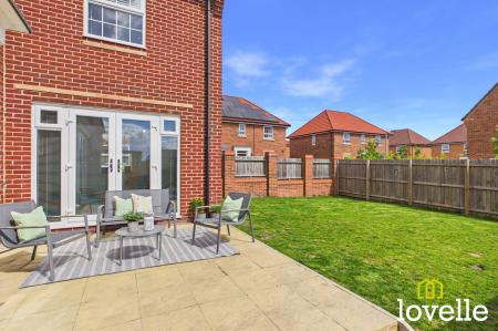 4 bedroom Detached house for sale in Hamel Garth, Cottingham, HU16