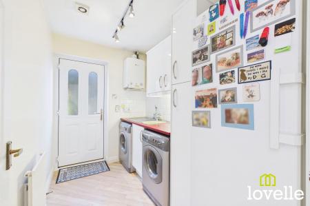 4 bedroom Detached house for sale in Spencer Way, Cottingham, HU16