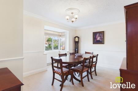 4 bedroom Detached house for sale in Spencer Way, Cottingham, HU16