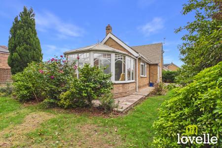 4 bedroom Detached bungalow for sale in Winston Drive, Cottingham, HU16