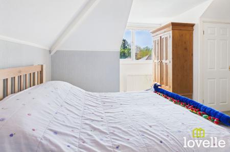 4 bedroom Detached bungalow for sale in Winston Drive, Cottingham, HU16