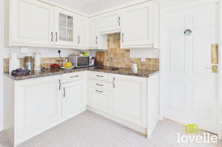 4 bedroom Detached bungalow for sale in Winston Drive, Cottingham, HU16