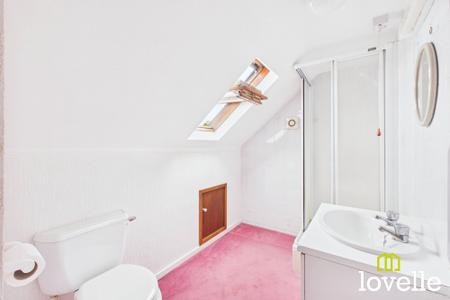 4 bedroom Detached bungalow for sale in Winston Drive, Cottingham, HU16