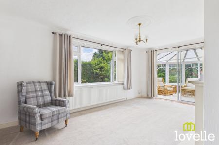 4 bedroom Detached bungalow for sale in Winston Drive, Cottingham, HU16