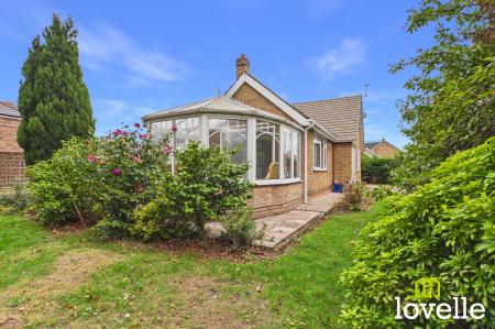 4 bedroom Detached bungalow for sale in Winston Drive, Cottingham, HU16