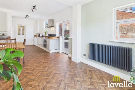 3 bedroom Terraced House for sale in Arlington Avenue, Cottingham, HU16